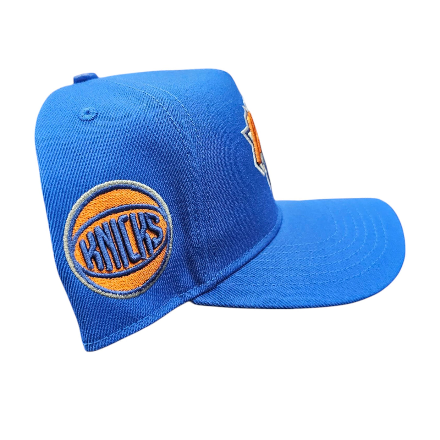 NEW YORK KNICKS CITY EDITION 24-25 PINCH FRONT SNAPBACK HAT