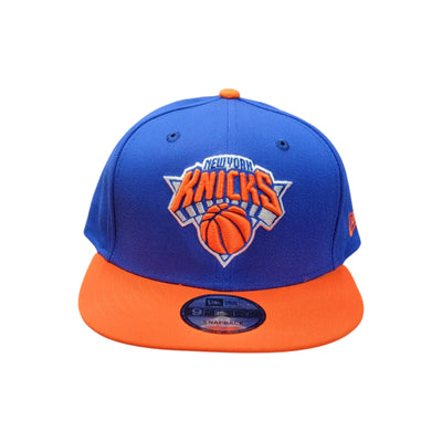 NY KNICKS SNAPBACK HAT ROYAL & ORANGE FLAT BRIM