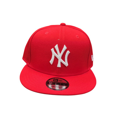 NY SNAPBACK HAT RED FLAT BRIM