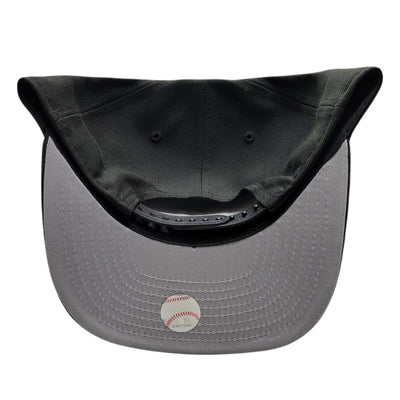 NY SNAPBACK HAT BLACK AND WHITE