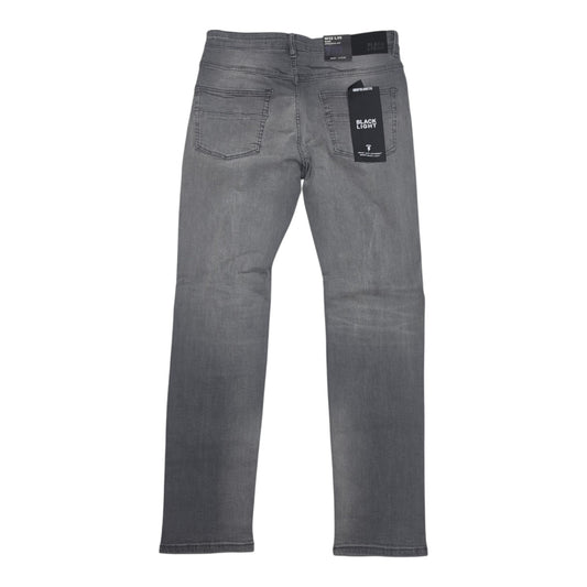 BLACK LIGHT MEN’S DISTRESSED ATHLETIC FIT DENIM JEANS 70135 GREY