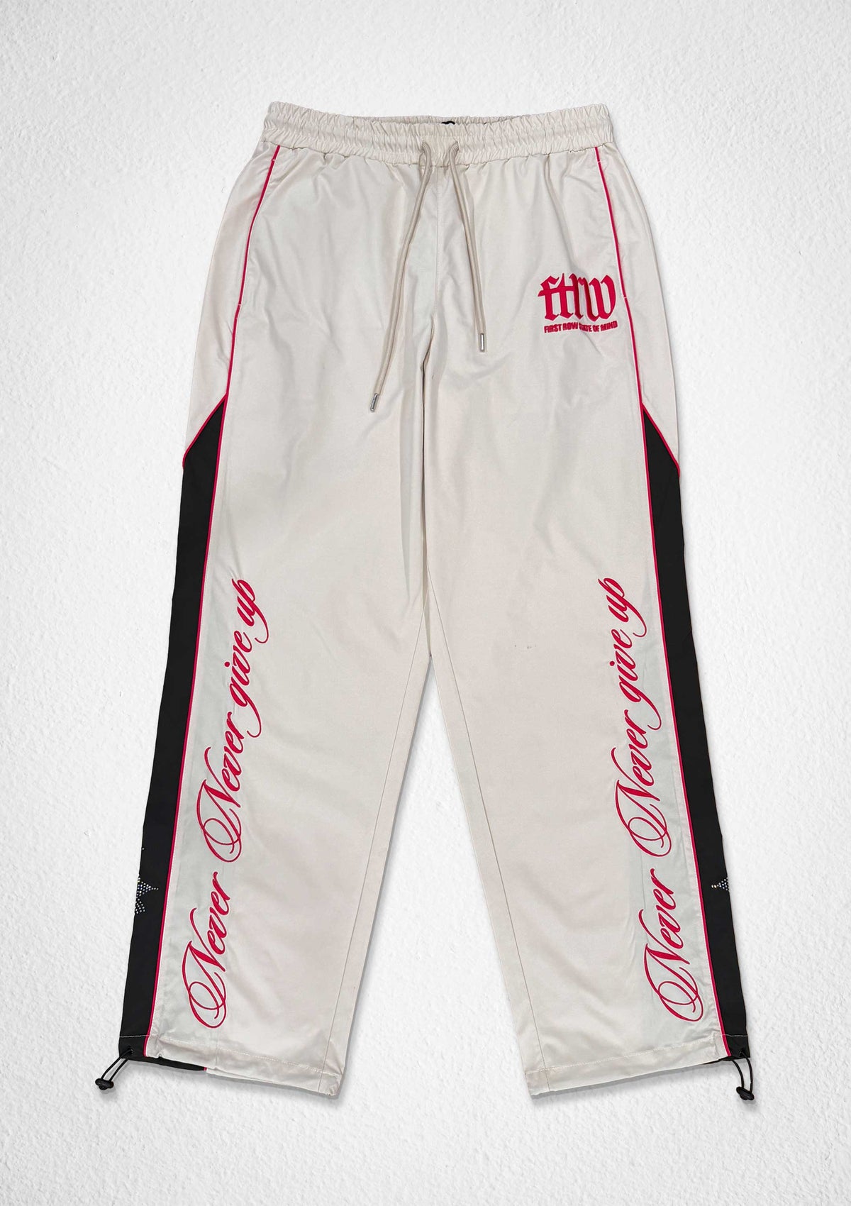 FIRST ROW NEVER GIVE UP MEN’S NYLON TRACK SET CREAM