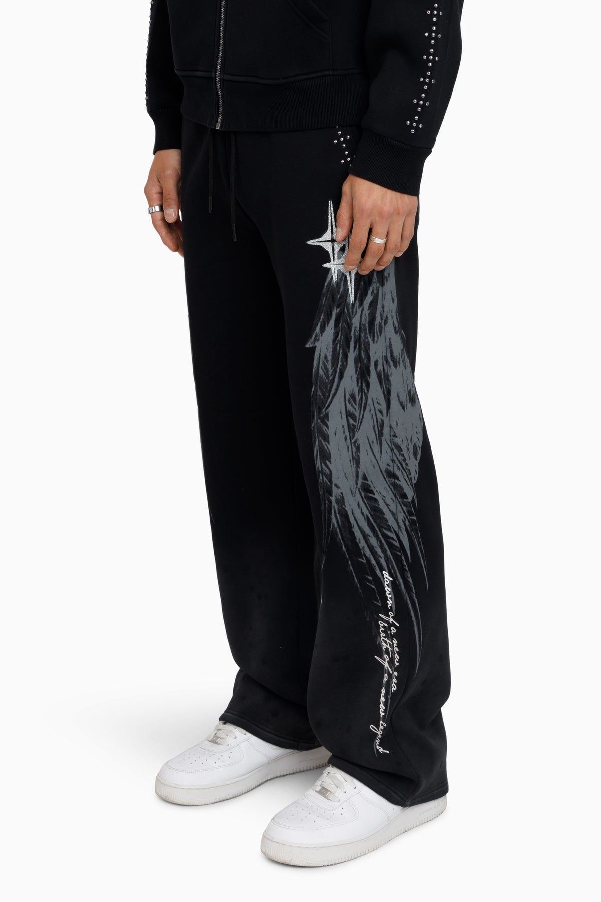 SMOKE RISE MEN'S SACRED DAWN SWEATSUIT BLACK