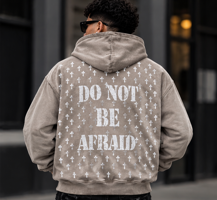 BLACK LIGHT MEN’S WANTED SKULL 550 GSM FRENCH TERRY HOODIE 26825 STONE